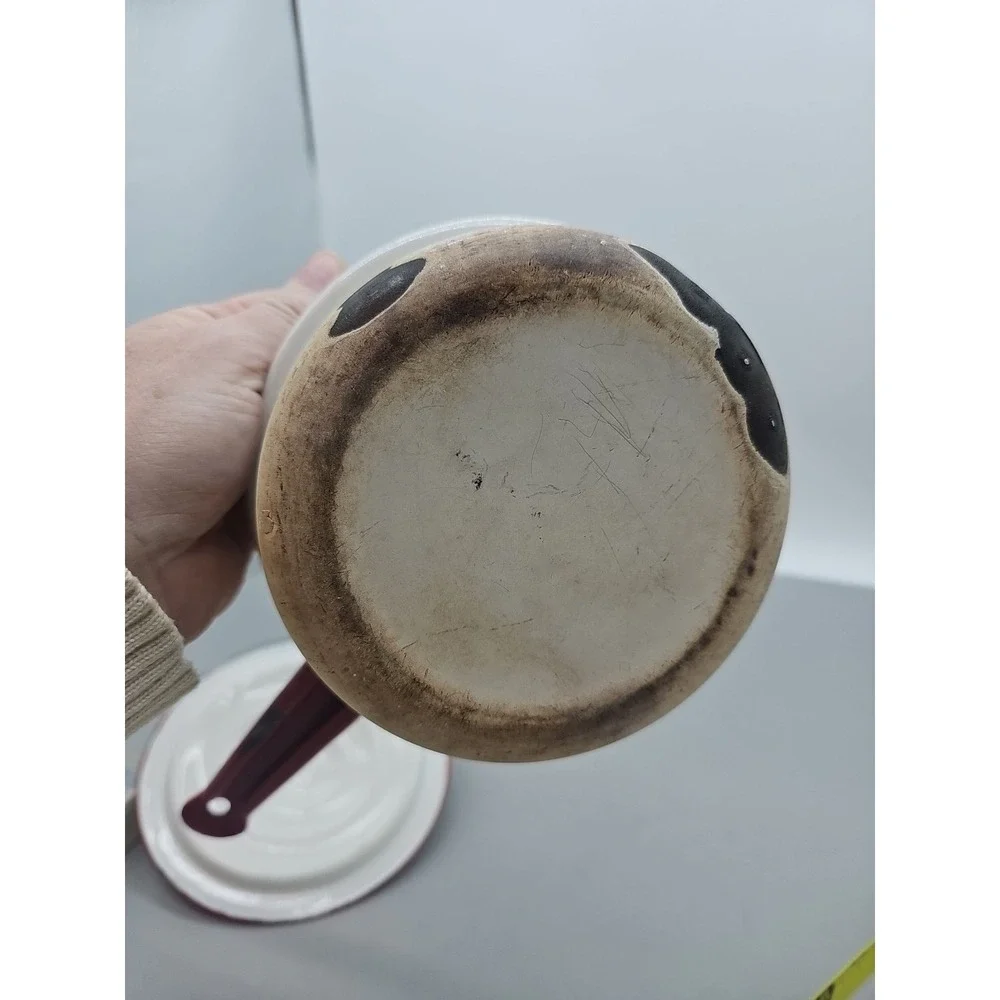 Collectible Vintage Enamelware Saucepan Pot White with Red‎ Trim Handle Lid